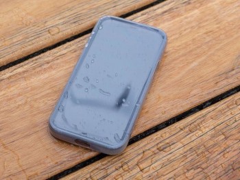 Funda impermeable QUAD LOCK Poncho - iPhone 13 Mini
