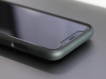 Protector de pantalla de cristal templado QUAD LOCK - Samsung Galaxy S23