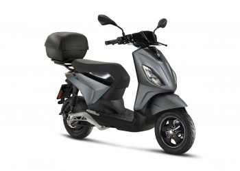 Baul 28L Piaggio negro base