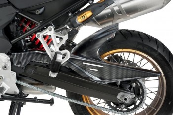 Guardabarros trasero BMW F750/800/850/900GS Puig simil carbono