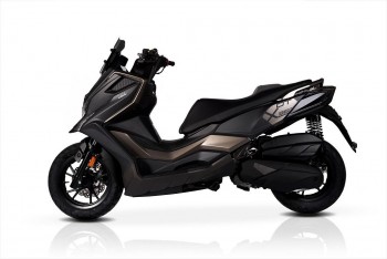 Parabrisas Kymco DTX 125/350 Eu5  Malossi Sport ahumado oscuro