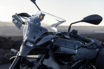 Base montaje multiple Yamaha MT-09 '24-