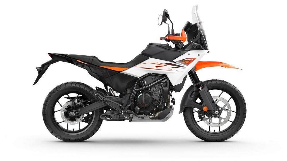 390 Adventure X 2025 